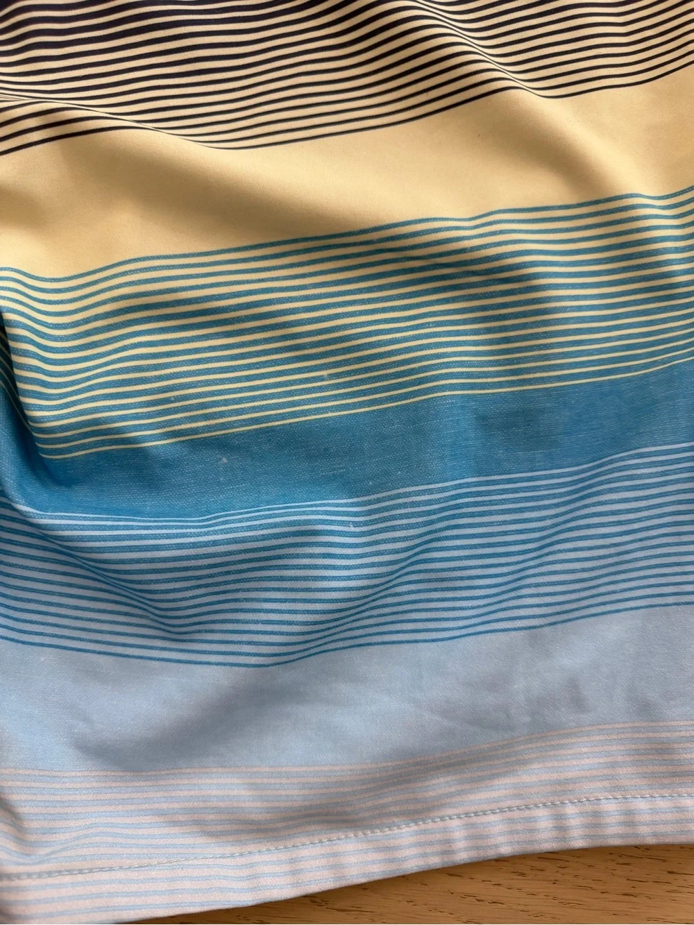 Men's Navy & Blue Gradient Stripe Swim Trunks